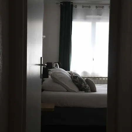 Hotel Azur 2*