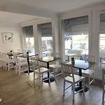 Hotel Azur 2*