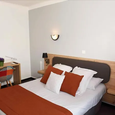 Azur Hotel