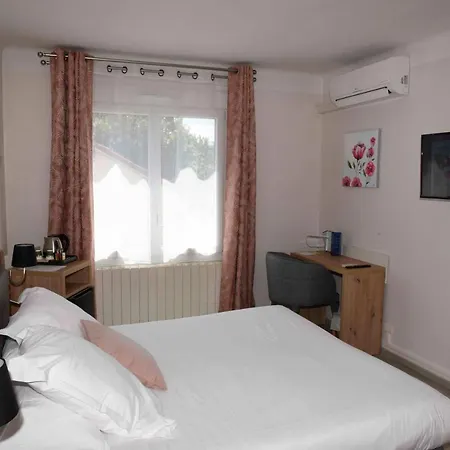 Otel Azur