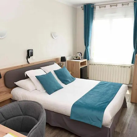Hotel Azur 2*