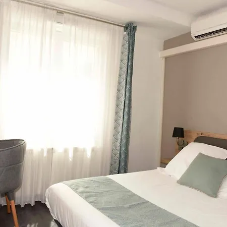 Azur 2*