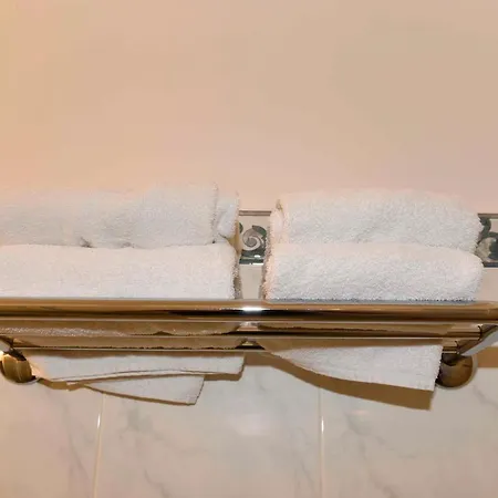 Azur Otel Balaruc-les-Bains