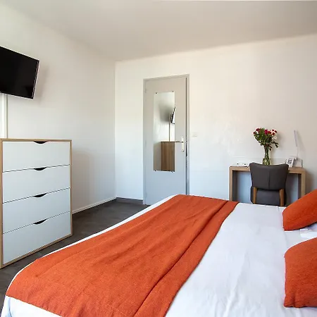 Hotel Azur 2*