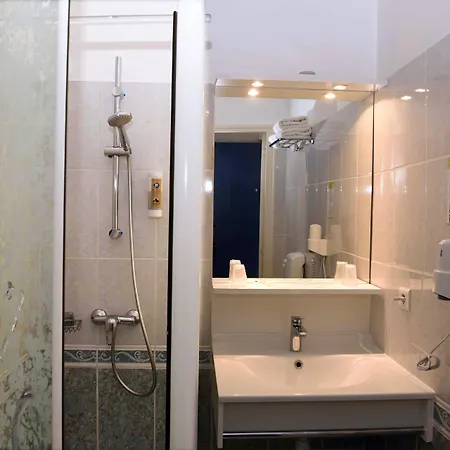 Otel Azur Balaruc-les-Bains